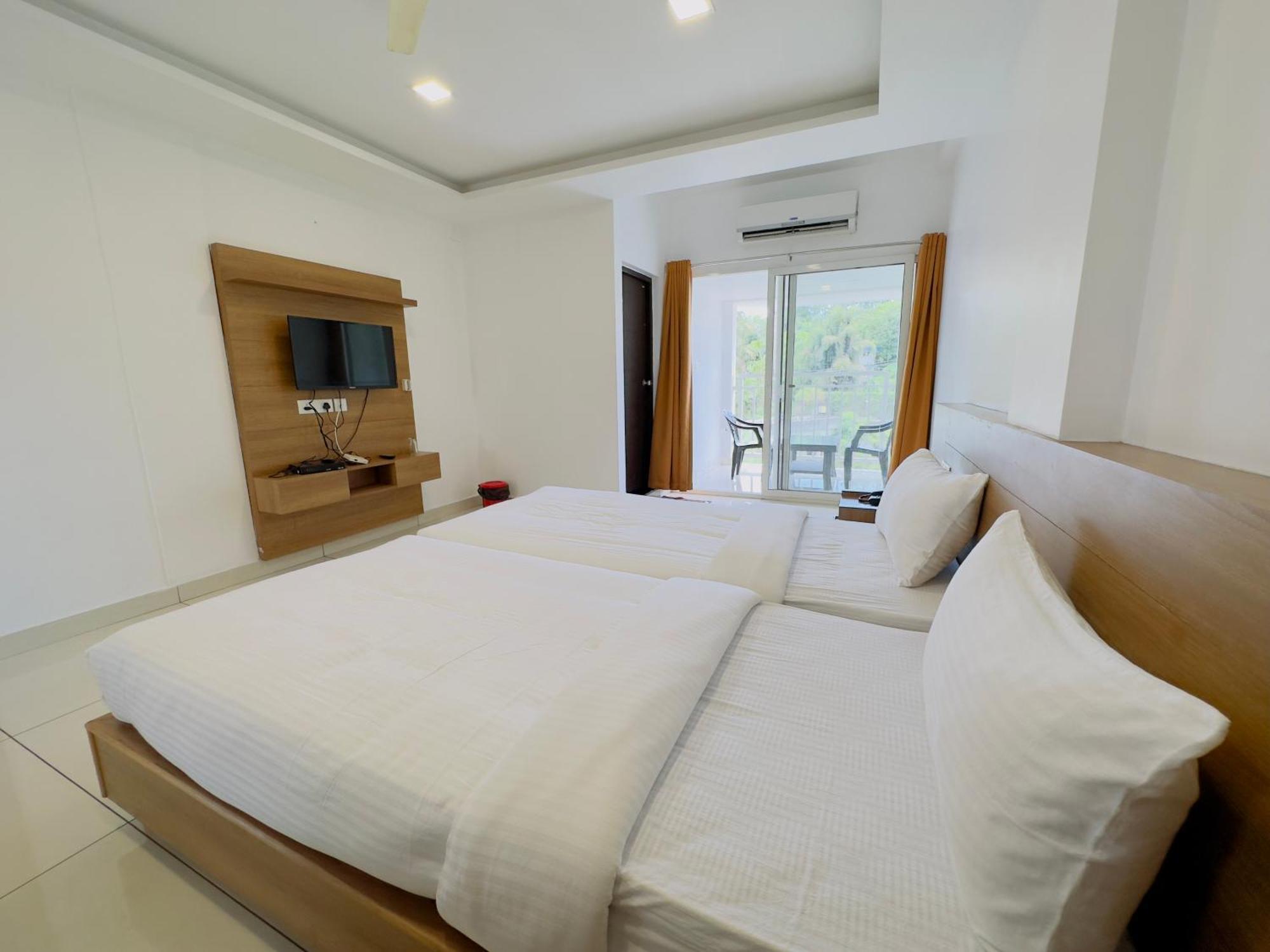Hotel Lets Stay Kochi エクステリア 写真
