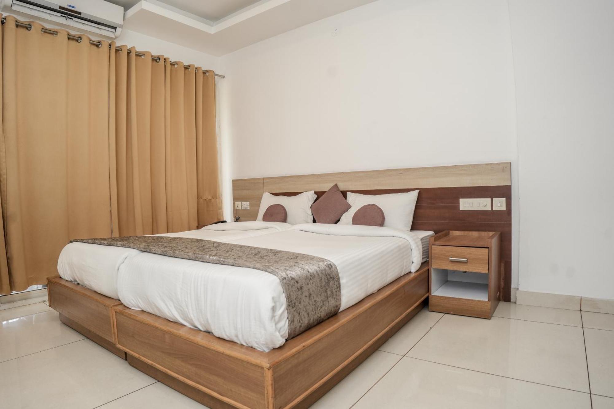 Hotel Lets Stay Kochi エクステリア 写真