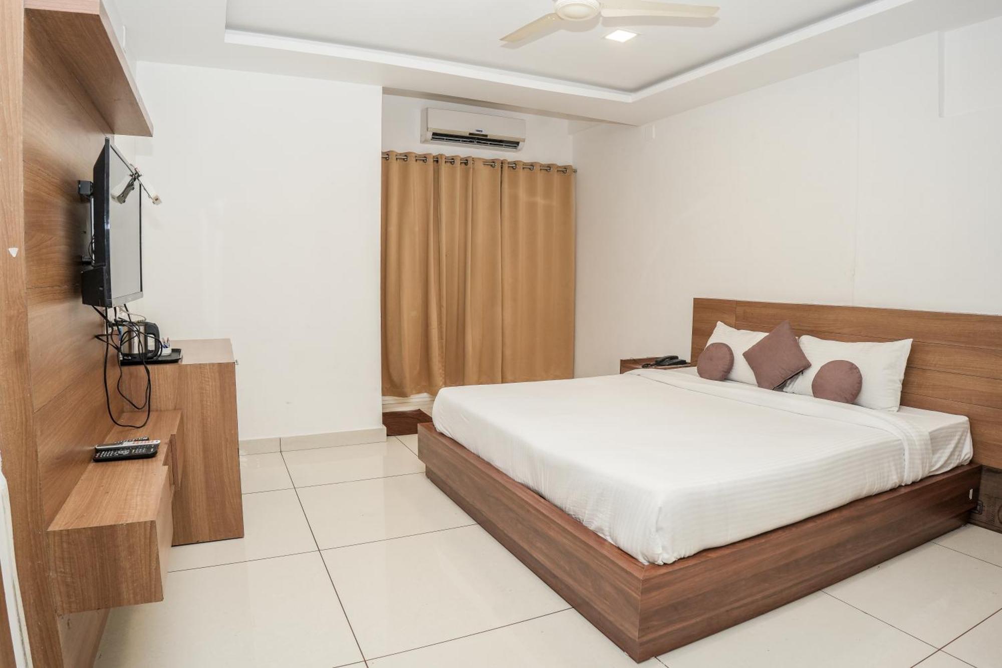 Hotel Lets Stay Kochi エクステリア 写真