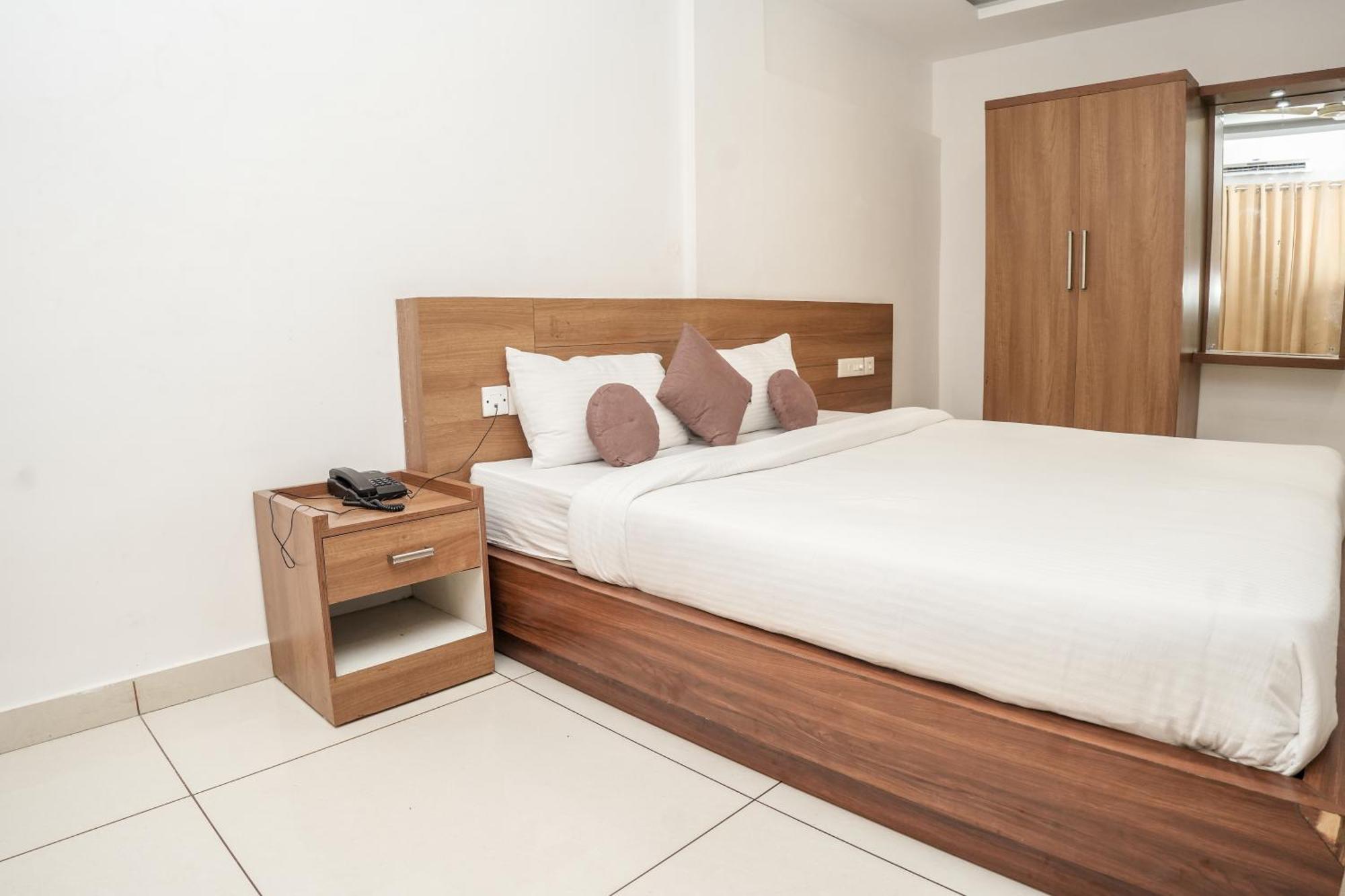 Hotel Lets Stay Kochi エクステリア 写真